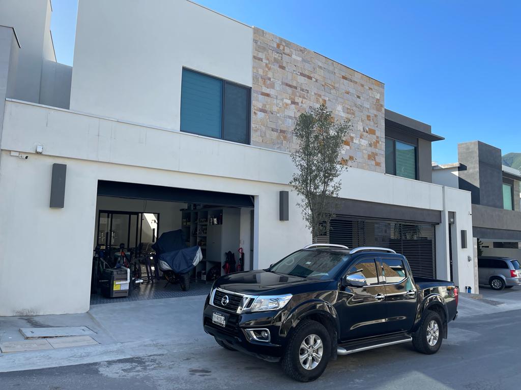 Casa en Venta Fraccionamiento Fontana Residencial